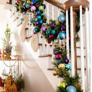 Meet your Posher, Maura